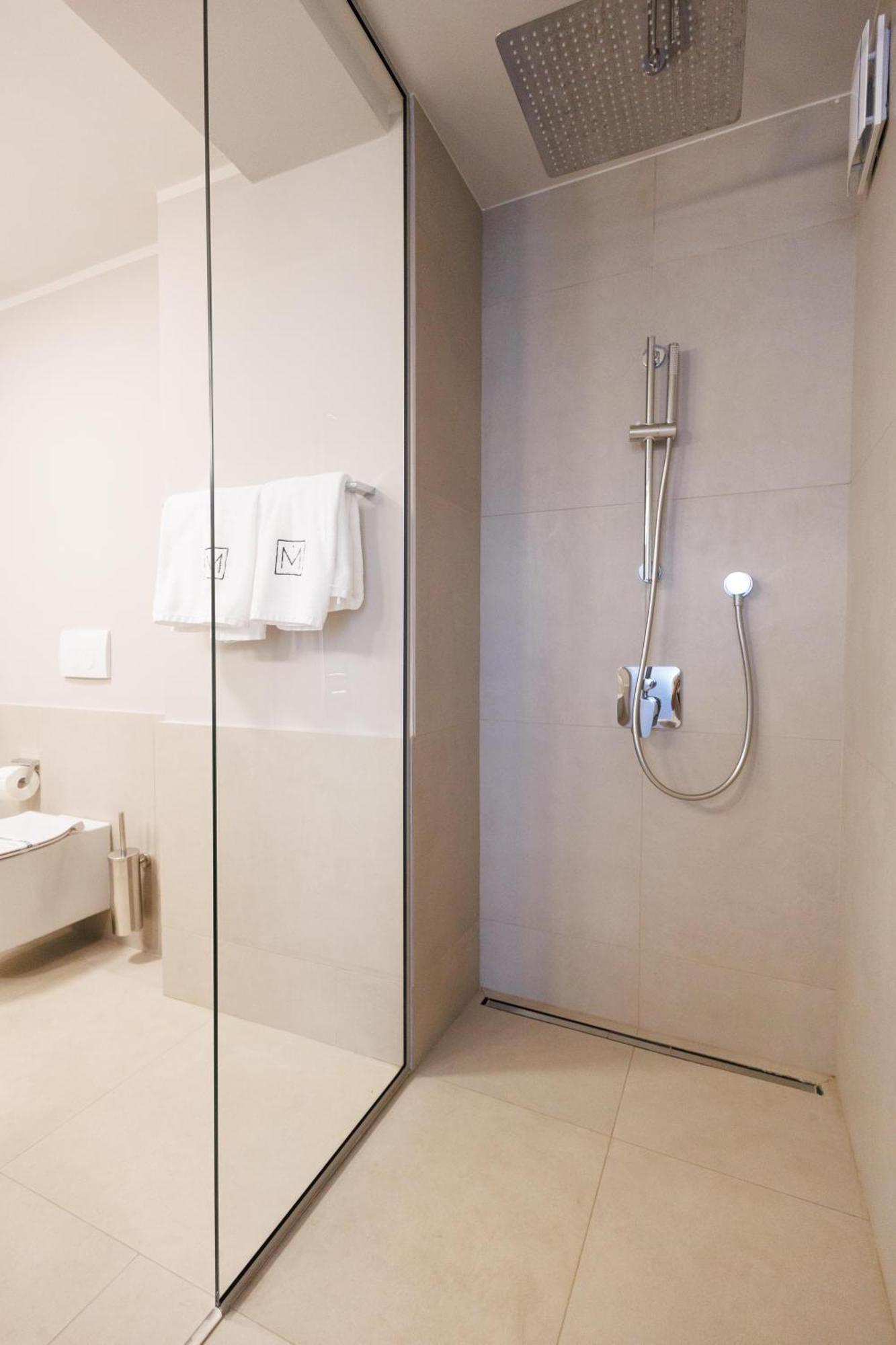 Millennium Hub & Hotel Constanta Bagian luar foto
