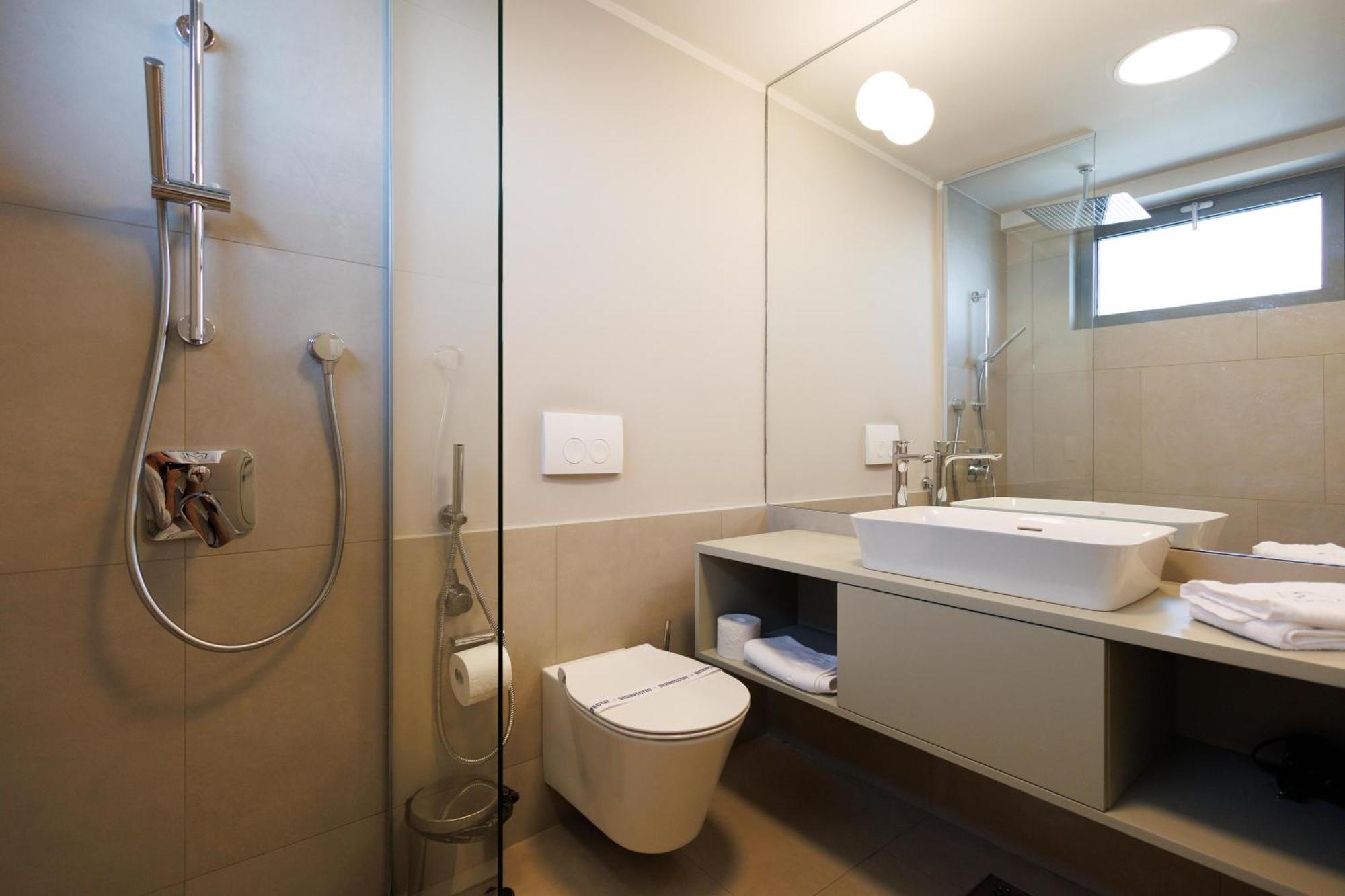 Millennium Hub & Hotel Constanta Bagian luar foto